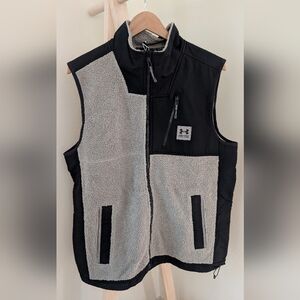 Under Armour Two-Tone Black and Gray Vest